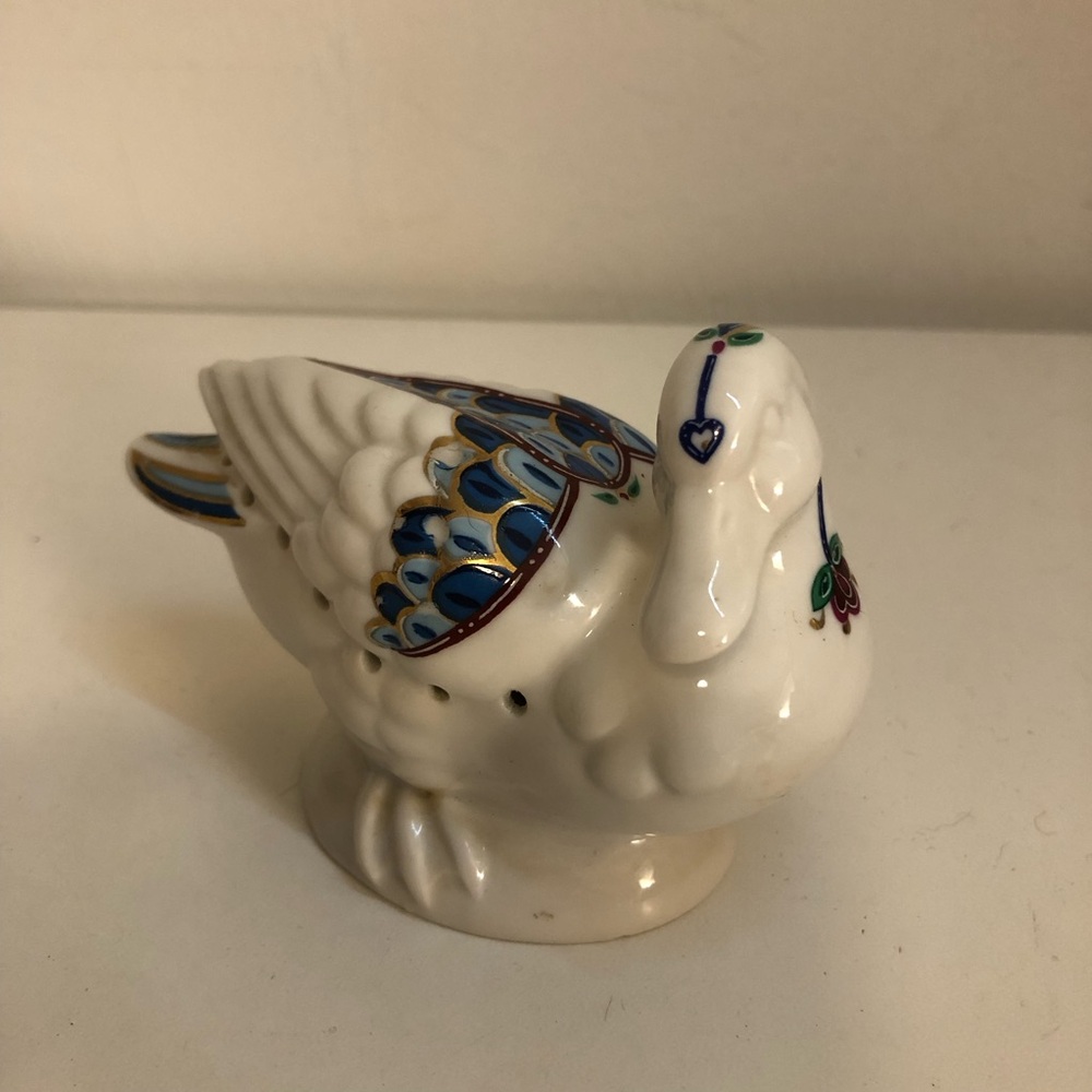 Vintage 1970s Elizabeth Arden Byzantium Potpourri Duck